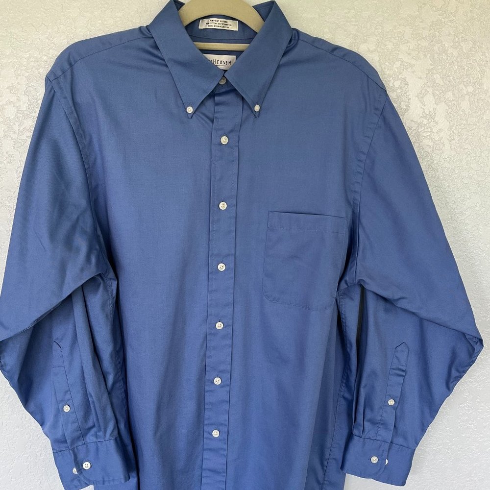 Van Heusen Dark Blue Dress Shirt. L. EUC.